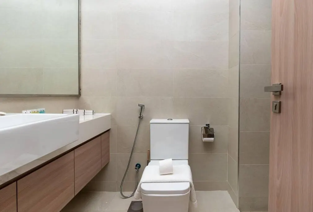 Cozy Studio In Azizi - Creek Views Apartment Dubai