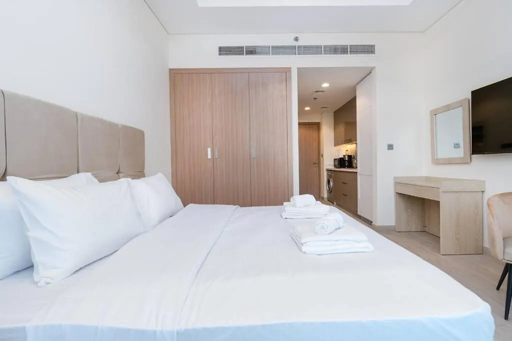 두바이 Cozy Studio In Azizi - Creek Views 아파트 아랍에미리트